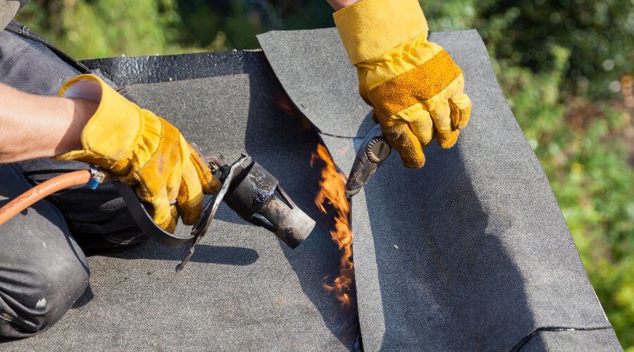 Expert Emergency Roof Repairs services in Mount Vernon, OR